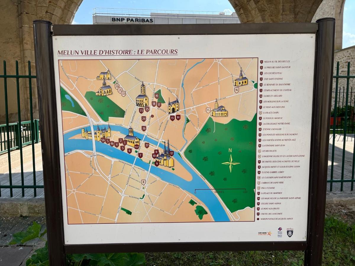 Apartmán Le Vicomte Melun Exteriér fotografie