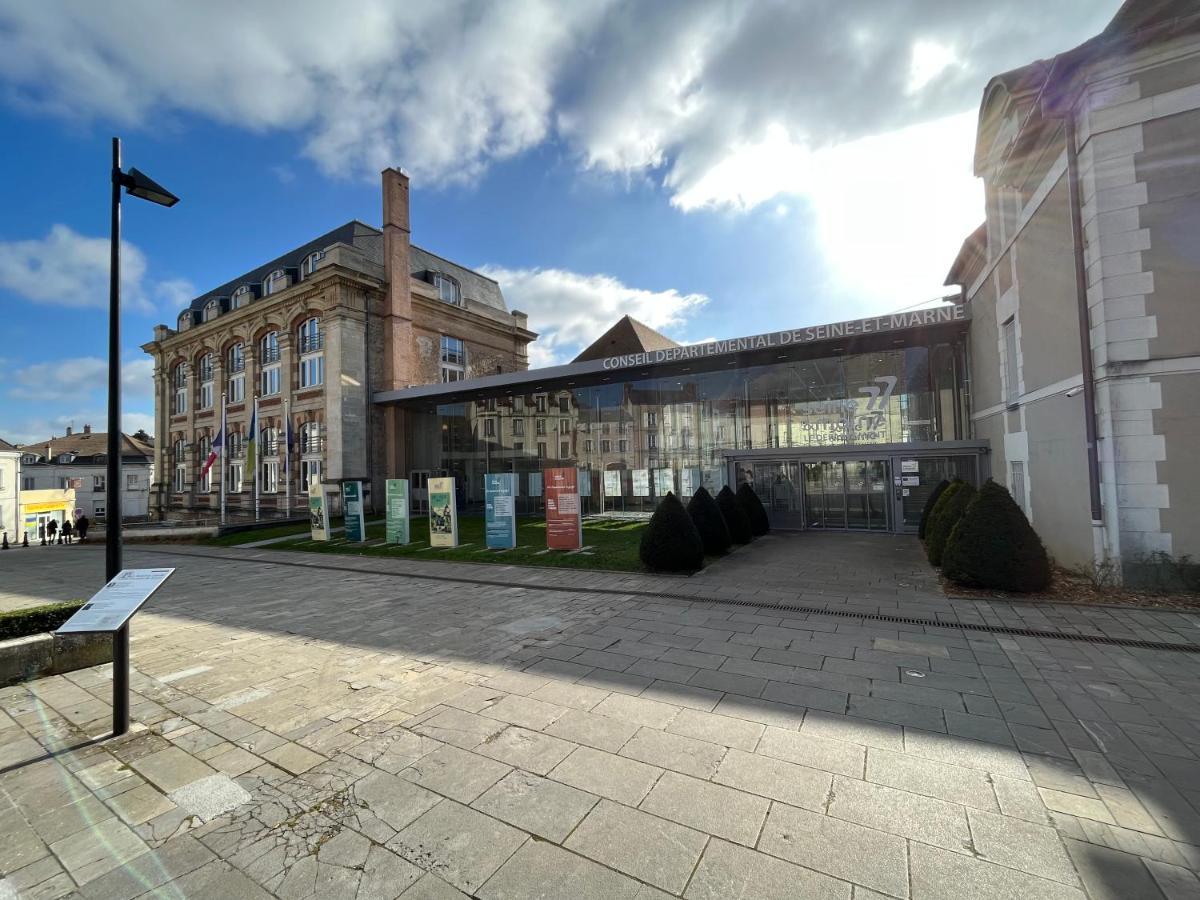 Apartmán Le Vicomte Melun Exteriér fotografie